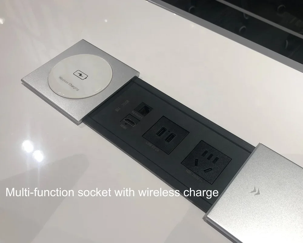 2026年 CEO向け ワイヤレス充電機能付き L字型スマー - Office Tech Management のレビューと価格
